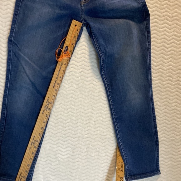 7SEVEN FOR ALL MANKIND KIMMIE CROP MID RISE SOFT STRETCH TAPERED LEG SLIM FIT - Picture 15 of 15